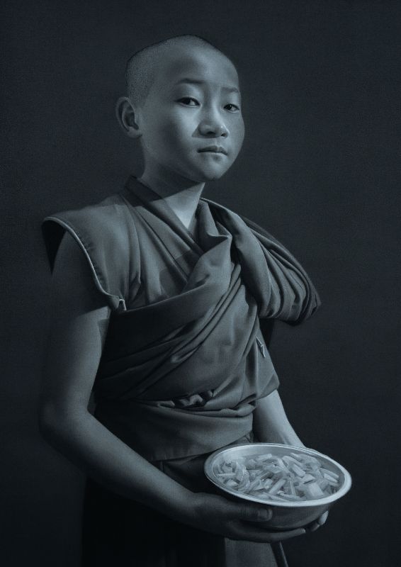 Little monk with sliced potatoes Little monk with sliced potatoes